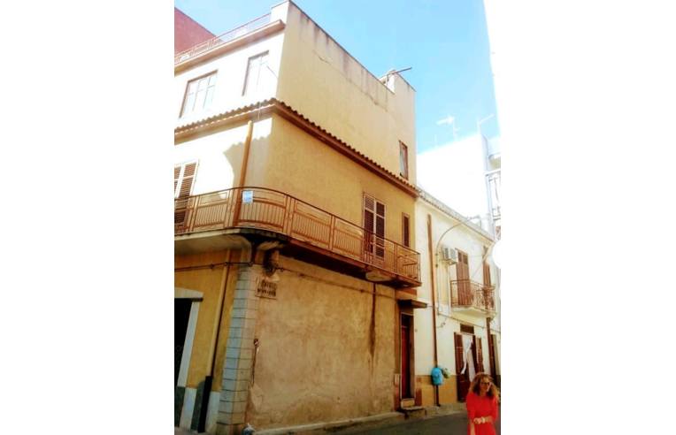 casa indipendente in vendita a Partinico