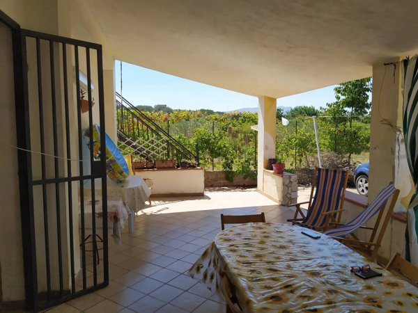 casa indipendente in vendita a Partinico
