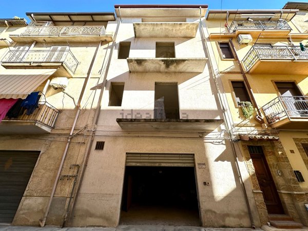 casa indipendente in vendita a Partinico