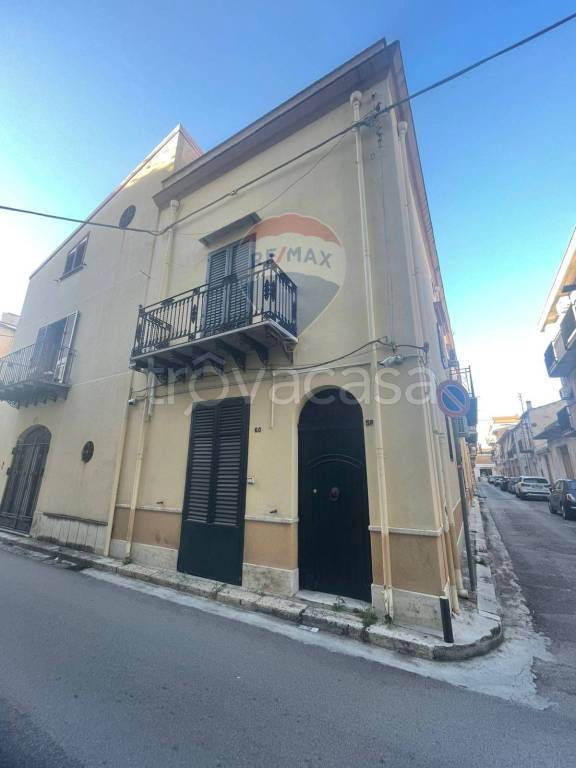 casa indipendente in vendita a Partinico