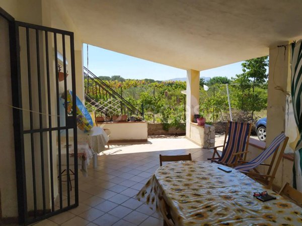 casa indipendente in vendita a Partinico