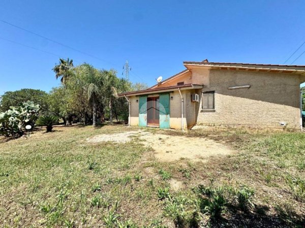 casa indipendente in vendita a Partinico