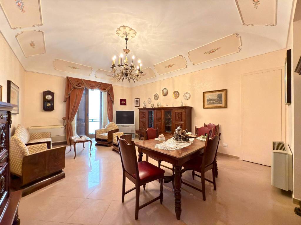 casa indipendente in vendita a Partinico