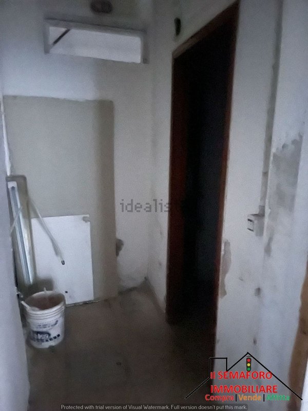 negozio in vendita a Partinico