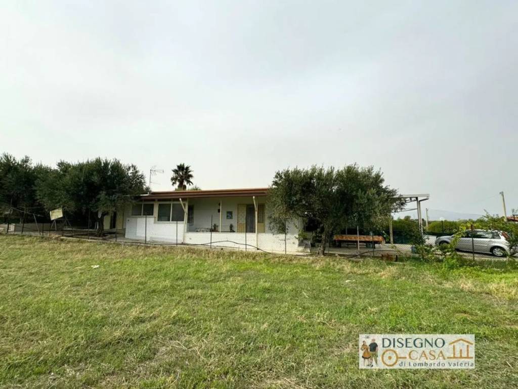 casa indipendente in vendita a Partinico