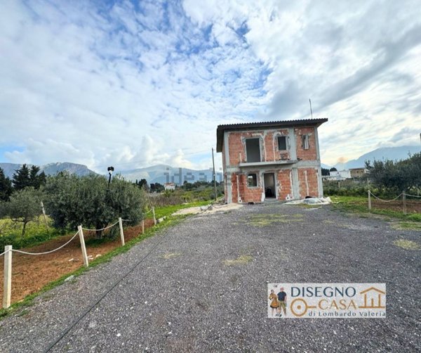 casa indipendente in vendita a Partinico