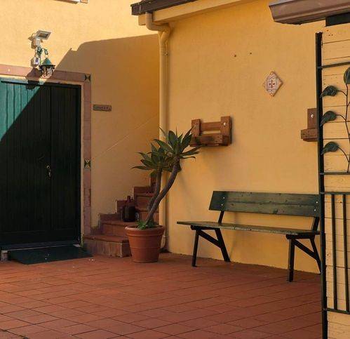 negozio in vendita a Partinico