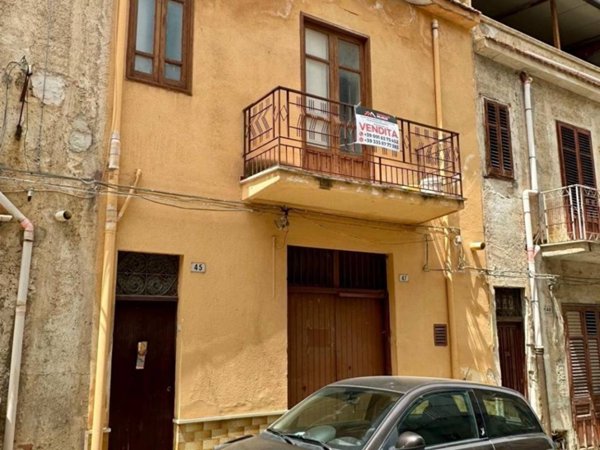 casa indipendente in vendita a Partinico