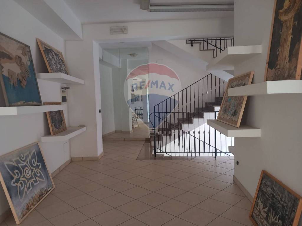 negozio in vendita a Partinico