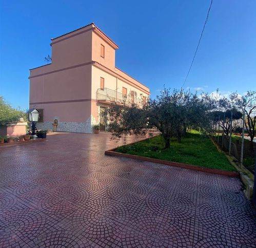 casa indipendente in vendita a Partinico