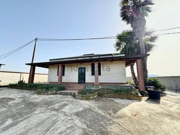 casa indipendente in vendita a Partinico