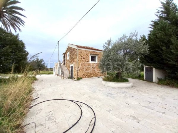 casa indipendente in vendita a Partinico in zona Parrini