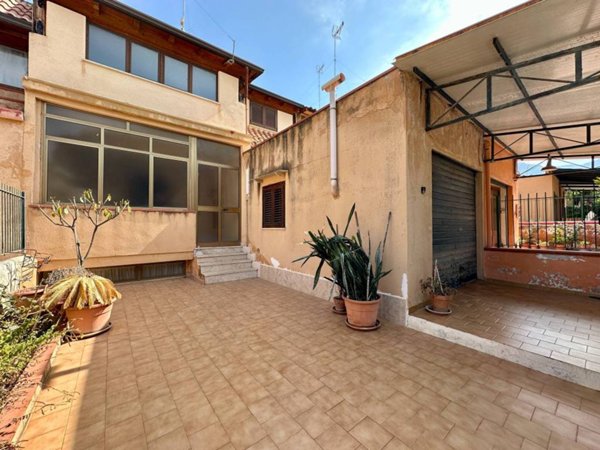 casa indipendente in vendita a Partinico