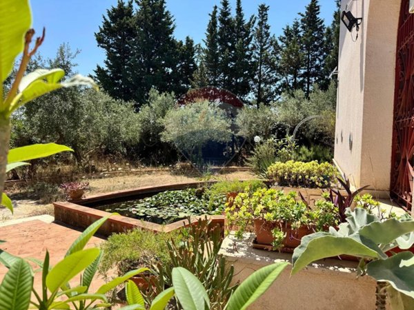 casa indipendente in vendita a Partinico