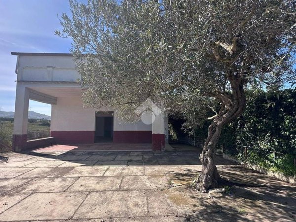 casa indipendente in vendita a Partinico