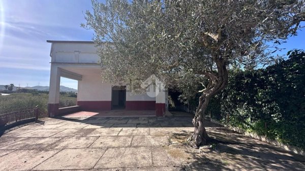 casa indipendente in vendita a Partinico