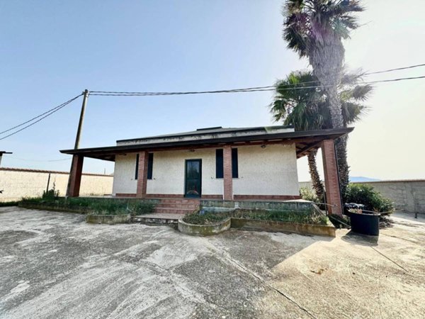 casa indipendente in vendita a Partinico