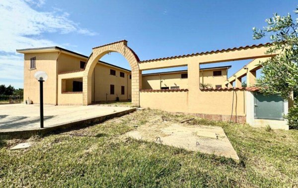 casa indipendente in vendita a Partinico