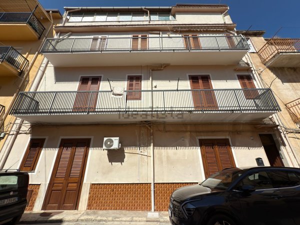 casa indipendente in vendita a Partinico
