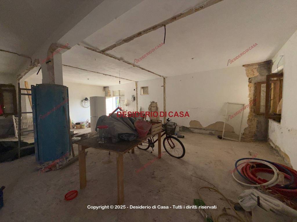 casa indipendente in vendita a Partinico