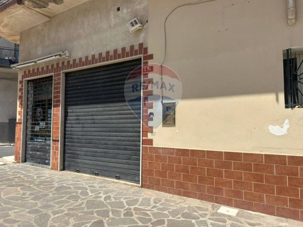 negozio in vendita a Partinico