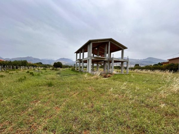 casa indipendente in vendita a Partinico