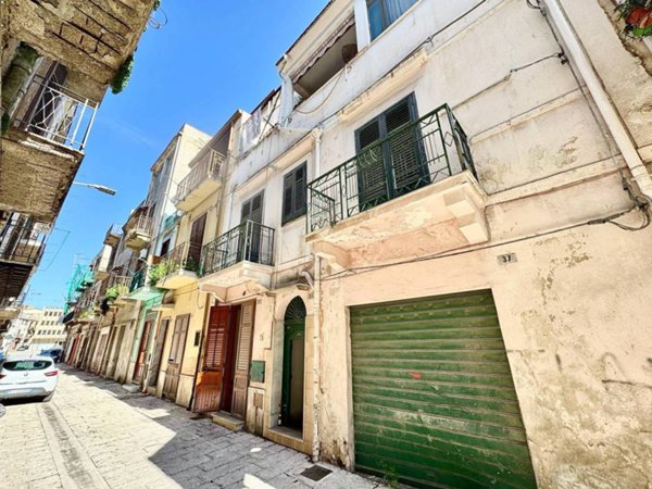 casa indipendente in vendita a Partinico