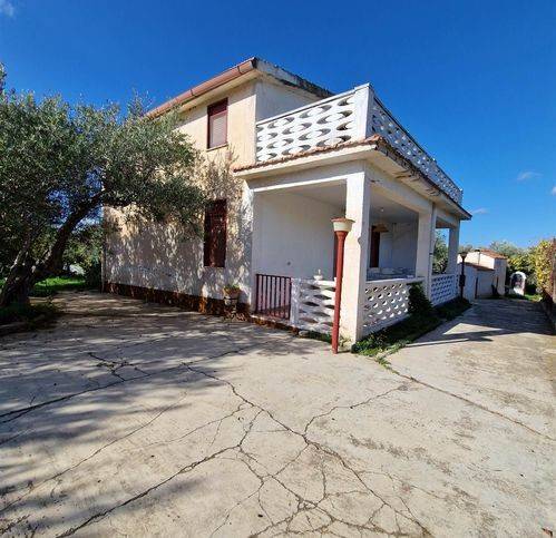 casa indipendente in vendita a Partinico