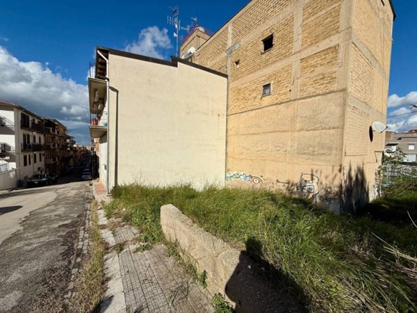 casa indipendente in vendita a Partinico