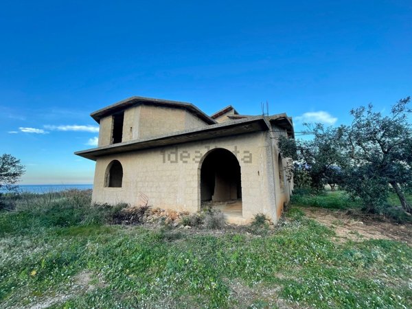 casa indipendente in vendita a Partinico