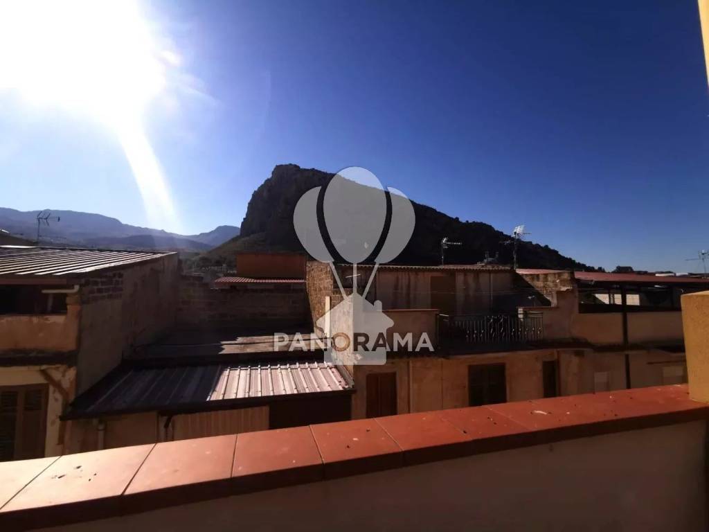 casa indipendente in vendita a Partinico