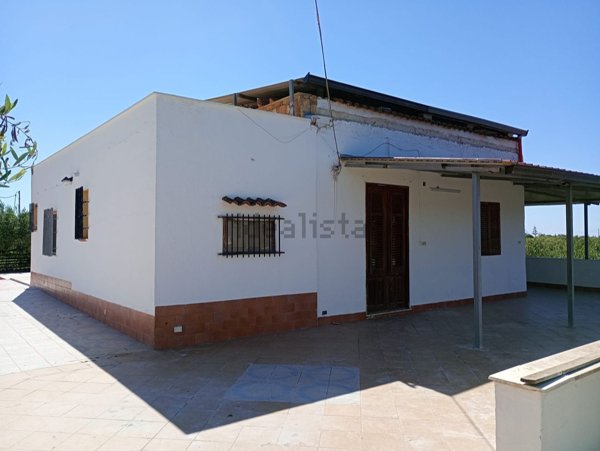 casa indipendente in vendita a Partinico