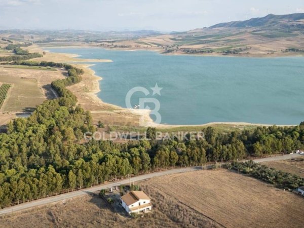 casa indipendente in vendita a Partinico