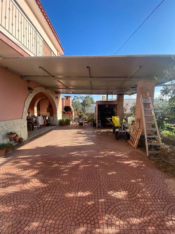 casa indipendente in vendita a Partinico