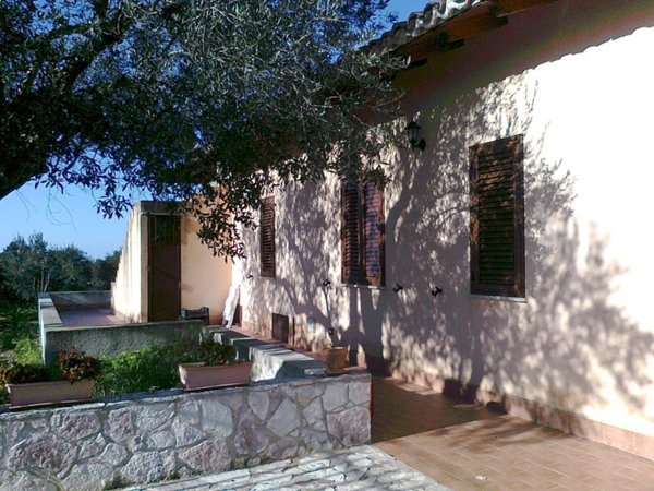 casa indipendente in vendita a Partinico