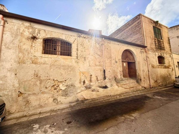 casa indipendente in vendita a Partinico