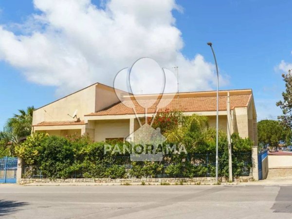 casa indipendente in vendita a Partinico