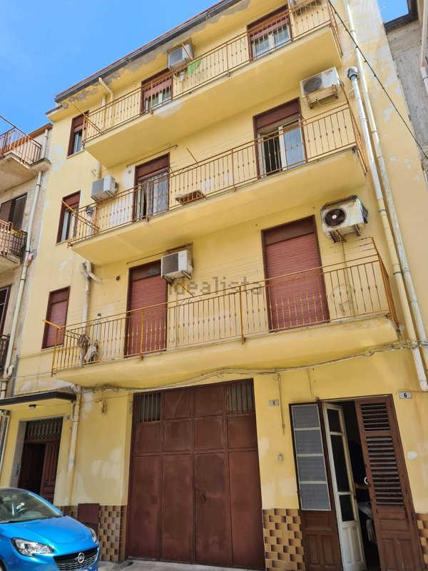 pentavano in vendita a Partinico