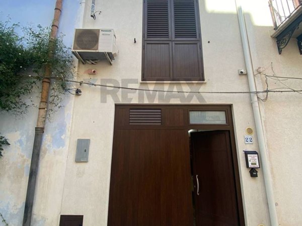 casa indipendente in vendita a Partinico