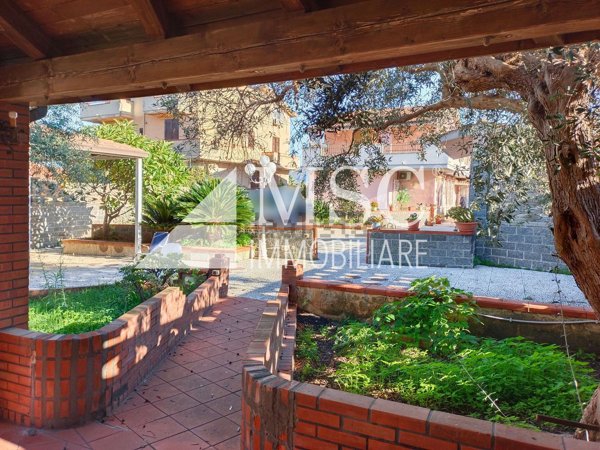 casa indipendente in vendita a Partinico