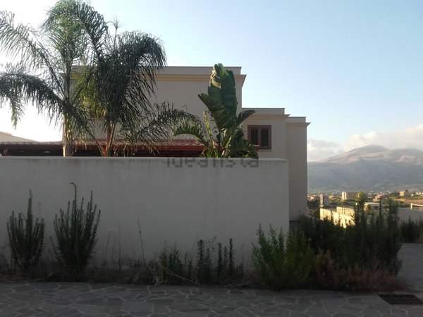 casa indipendente in vendita a Partinico