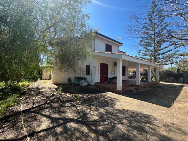 casa indipendente in vendita a Partinico