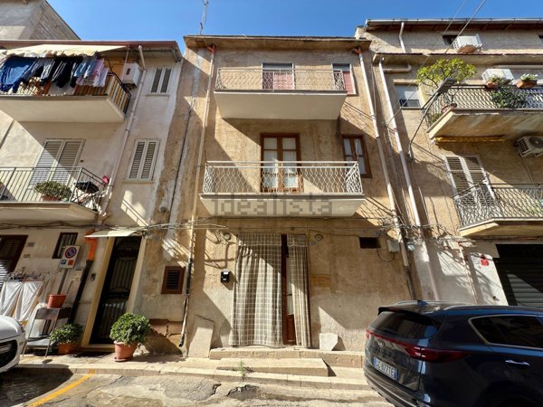 casa indipendente in vendita a Partinico