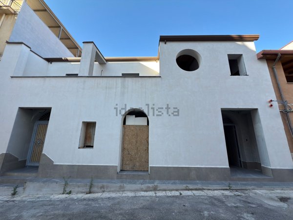 casa indipendente in vendita a Partinico