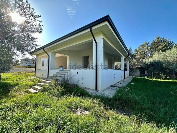 casa indipendente in vendita a Partinico