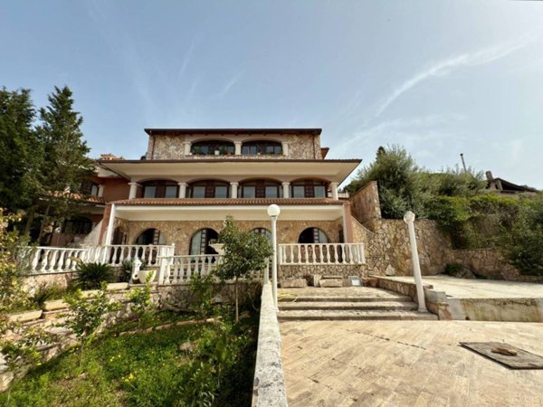 casa indipendente in vendita a Partinico