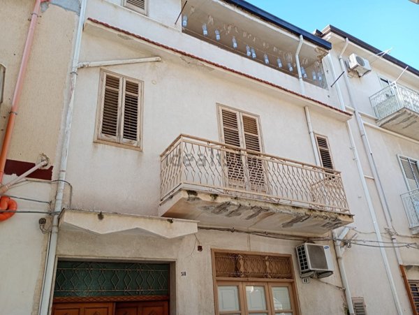casa indipendente in vendita a Partinico