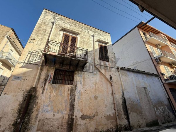 appartamento in vendita a Partinico