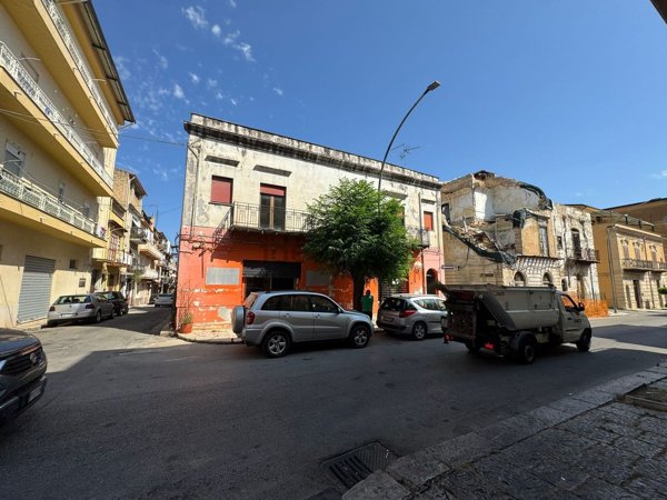 casa indipendente in vendita a Partinico