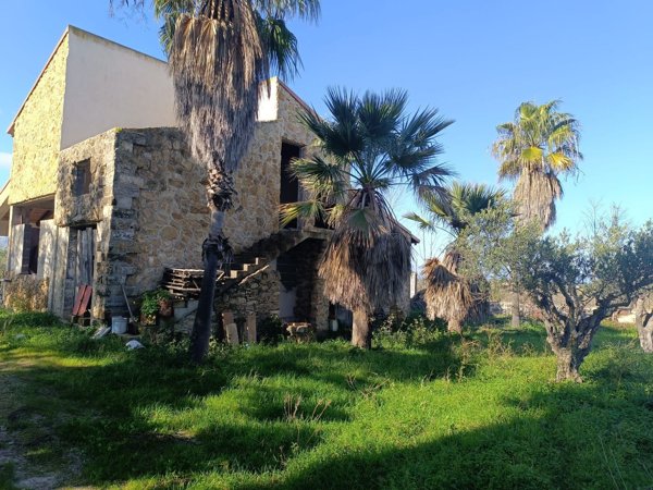 casa indipendente in vendita a Partinico